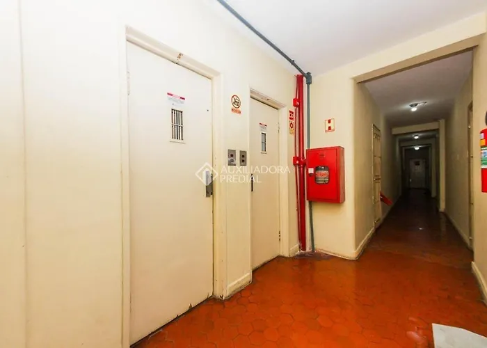 Flat 300 Metros Da Santa Casa Porto Alegre